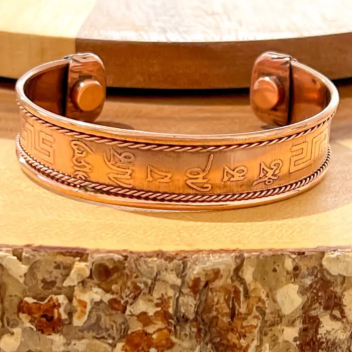 Bracelets Powerful Copper Bracelet Handmade Cuff Wristband Magic Crystals