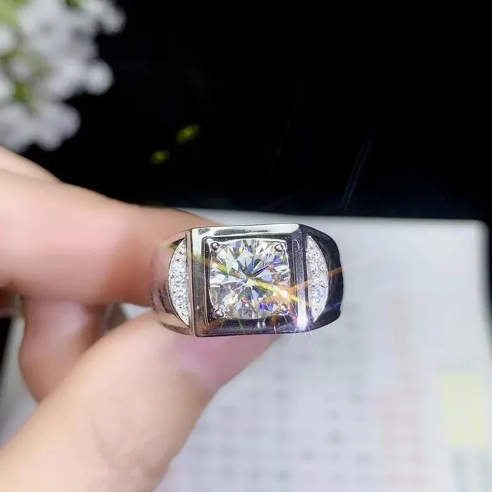 Luxus Moissanite Rings Jewelry Rings White Gold Plated Wide Band Moissanite Ring 1ct 2ct Options