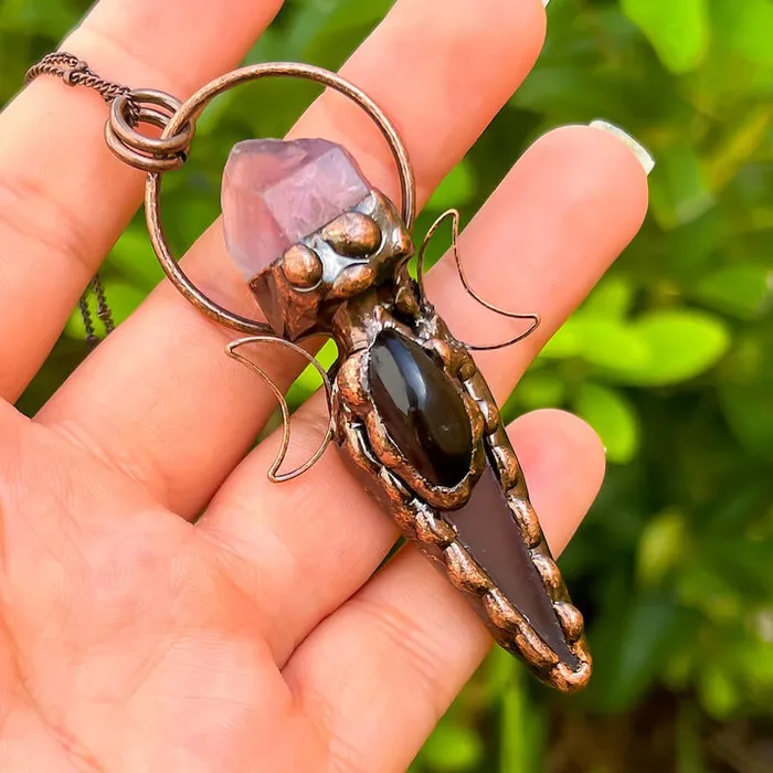 Magic Crystals Necklaces Natural Quartz Handcrafted Bronze Necklace