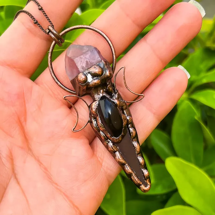 Magic Crystals Necklaces Natural Quartz Handcrafted Bronze Necklace