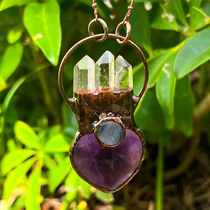 Magic Crystals Necklaces Natural Quartz Handcrafted Bronze Necklace