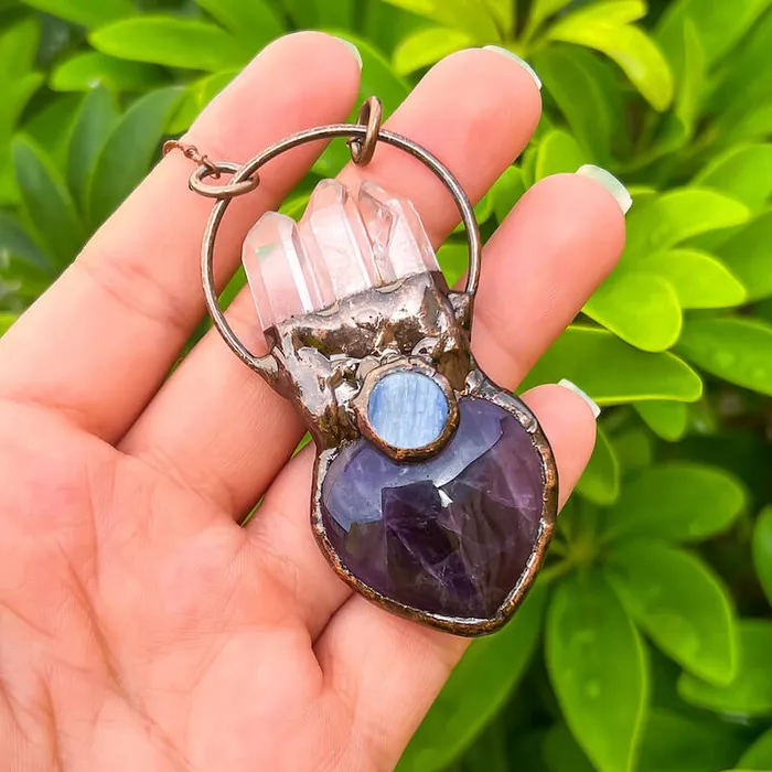 Magic Crystals Necklaces Natural Quartz Handcrafted Bronze Necklace