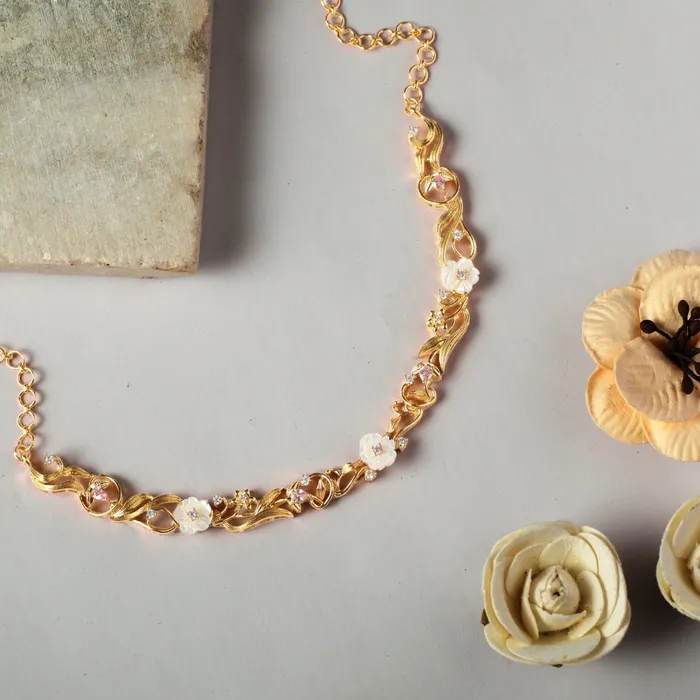 Necklaces SILVER Blossom Veil Blooming Silver Short Necklace