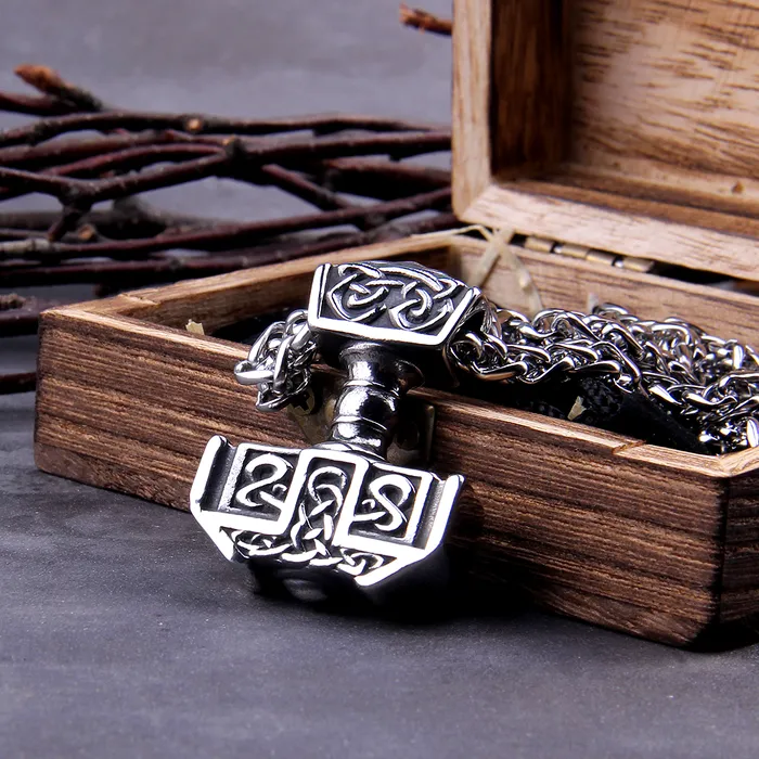 Necklaces Thors Hammer Necklace Knotted Pattern AE