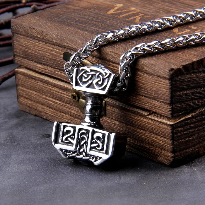 Necklaces Thors Hammer Necklace Knotted Pattern AE