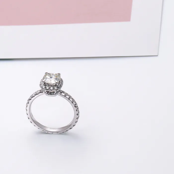 Rings Luxus Moissanite Rings Jewelry Engagement Ring 10k White Gold Halo Moissanite Ring 1ct Center Stone
