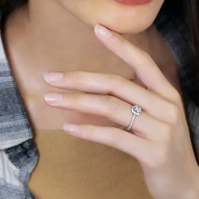 Rings Luxus Moissanite Rings Jewelry Engagement Ring 10k White Gold Halo Moissanite Ring 1ct Center Stone
