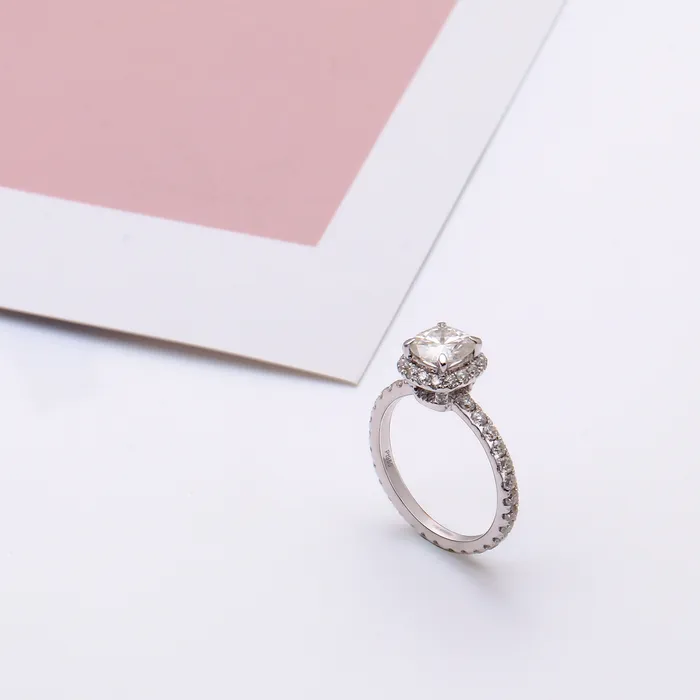 Rings Luxus Moissanite Rings Jewelry Engagement Ring 10k White Gold Halo Moissanite Ring 1ct Center Stone