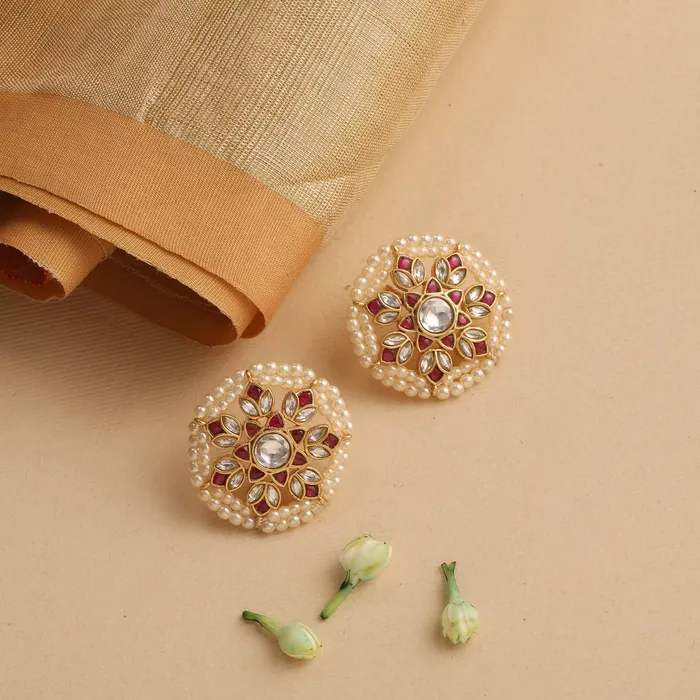 SILVER Utsamaya Contemporary Stud Earrings Earrings