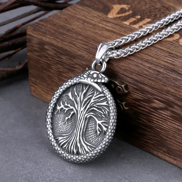 Valhalla Vikings Necklaces Yggdrasil Viking Necklace in Jormugandr Circle