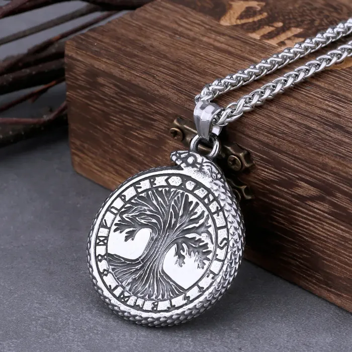 Valhalla Vikings Necklaces Yggdrasil Viking Necklace in Jormugandr Circle