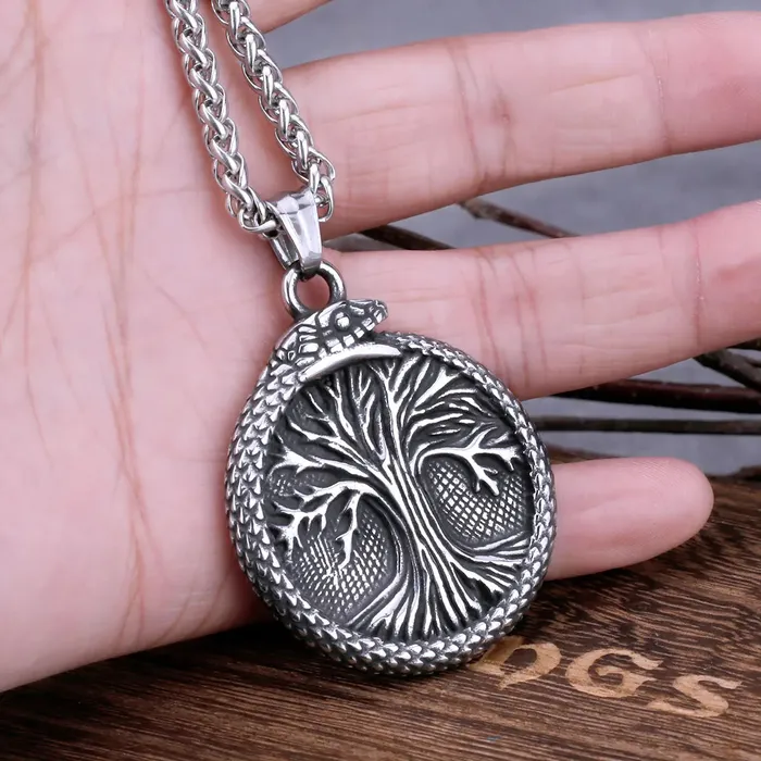 Valhalla Vikings Necklaces Yggdrasil Viking Necklace in Jormugandr Circle
