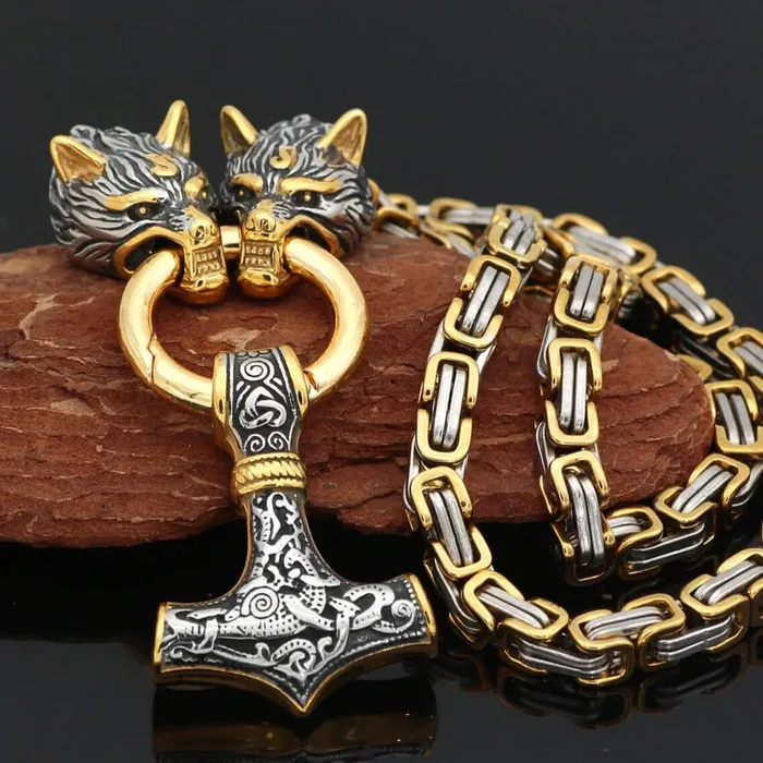 VikingStore Necklaces Gold Trimmed King Chain With Twin Wolf Heads Holding Mjolnir Pendant