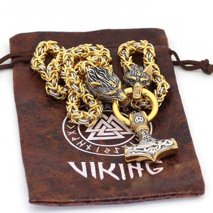 VikingStore Necklaces Gold Trimmed King Chain With Twin Wolf Heads Holding Mjolnir Pendant