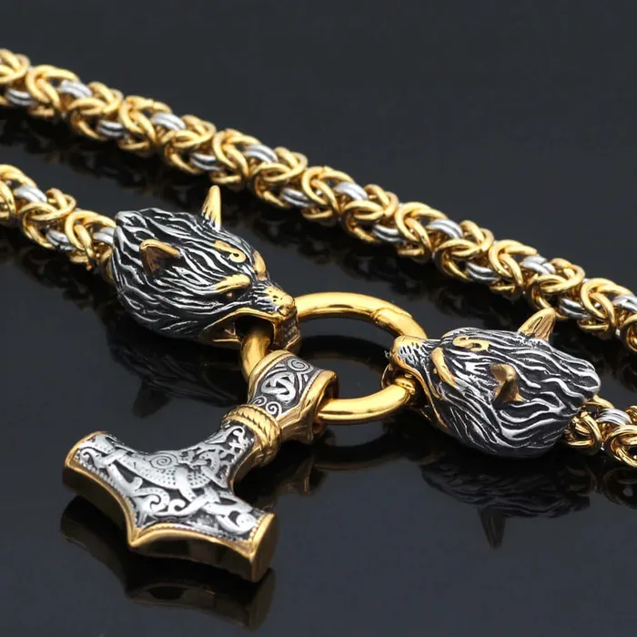 VikingStore Necklaces Gold Trimmed King Chain With Twin Wolf Heads Holding Mjolnir Pendant