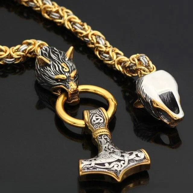 VikingStore Necklaces Gold Trimmed King Chain With Twin Wolf Heads Holding Mjolnir Pendant