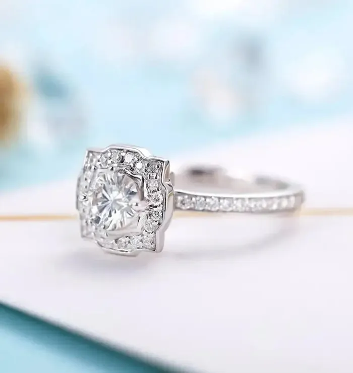 White Gold Halo Moissanite Engagement Ring Luxus Moissanite Rings