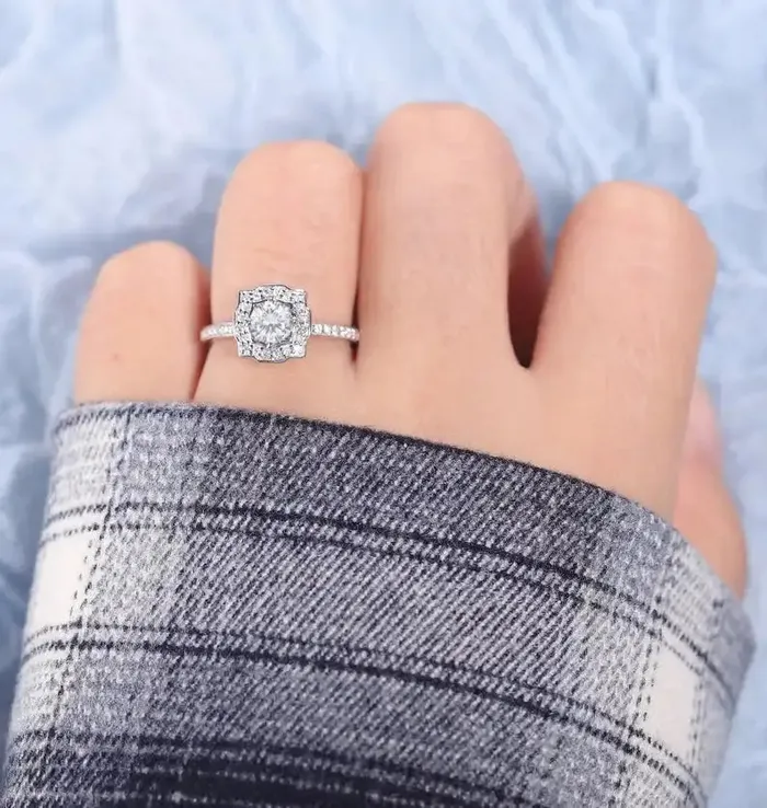White Gold Halo Moissanite Engagement Ring Luxus Moissanite Rings
